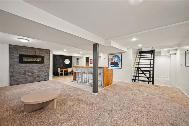 12716 Oakmont Drive, Kansas City, MO 64145