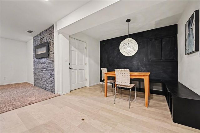 12716 Oakmont Drive, Kansas City, MO 64145