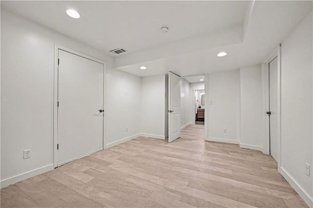 12716 Oakmont Drive, Kansas City, MO 64145