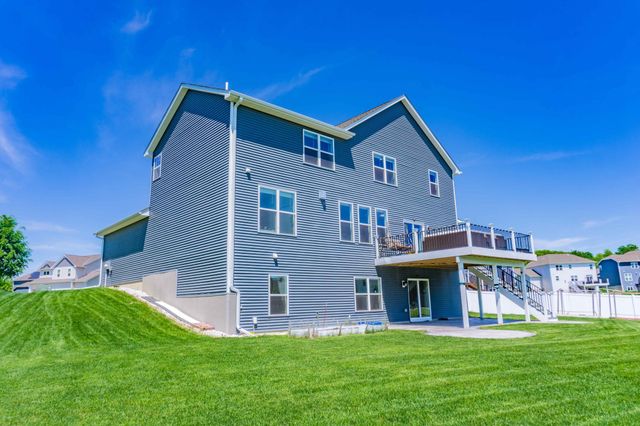 1407 Ironwood Court, Carver, MN 55315