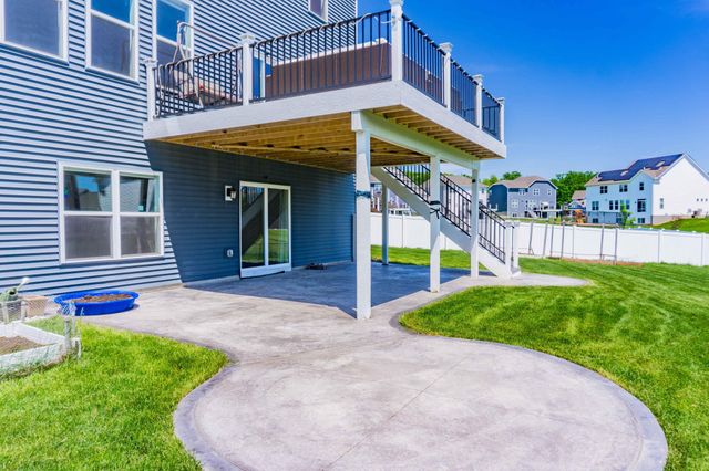 1407 Ironwood Court, Carver, MN 55315