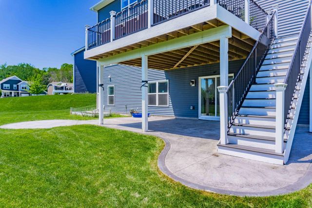 1407 Ironwood Court, Carver, MN 55315