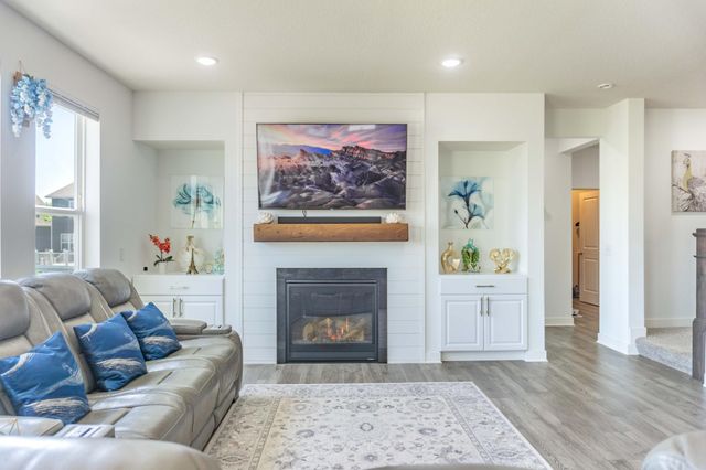 1407 Ironwood Court, Carver, MN 55315