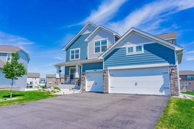 1407 Ironwood Court, Carver, MN 55315