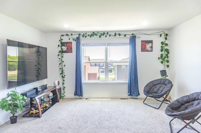 1407 Ironwood Court, Carver, MN 55315