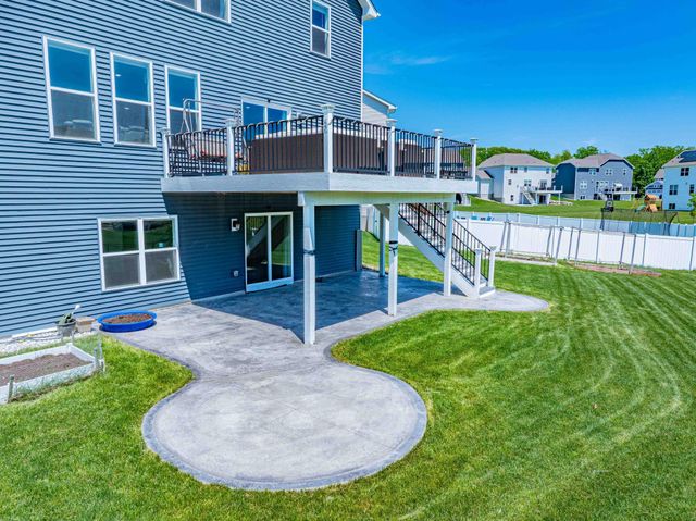 1407 Ironwood Court, Carver, MN 55315