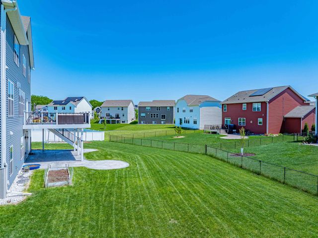 1407 Ironwood Court, Carver, MN 55315