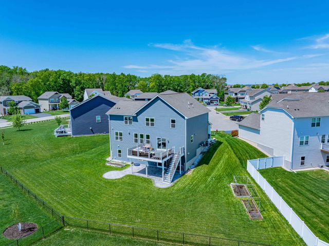 1407 Ironwood Court, Carver, MN 55315