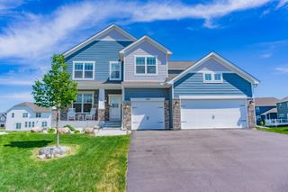 1407 Ironwood Court, Carver, MN 55315