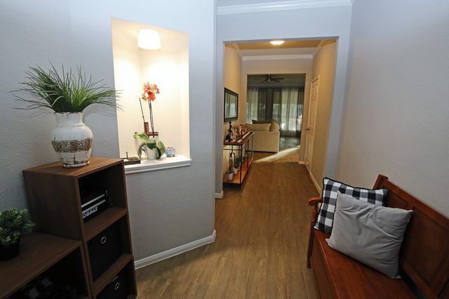 907 Riverside Drive, Alvin, TX 77511