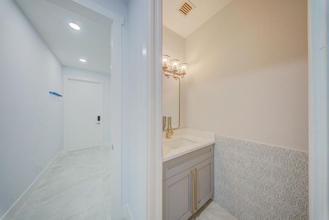 11165 Tangerine Boulevard, West Palm Beach, FL 33412