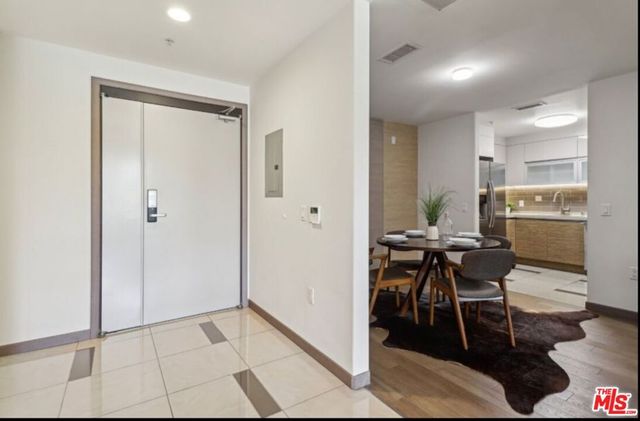 903 S New Hampshire Avenue 303, Los Angeles, CA 90006