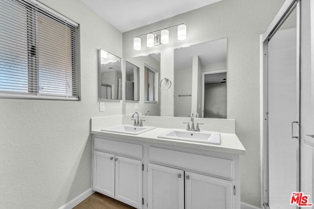 1027 Landsford Street, Lancaster, CA 93535