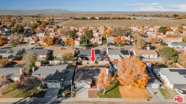 1027 Landsford Street, Lancaster, CA 93535