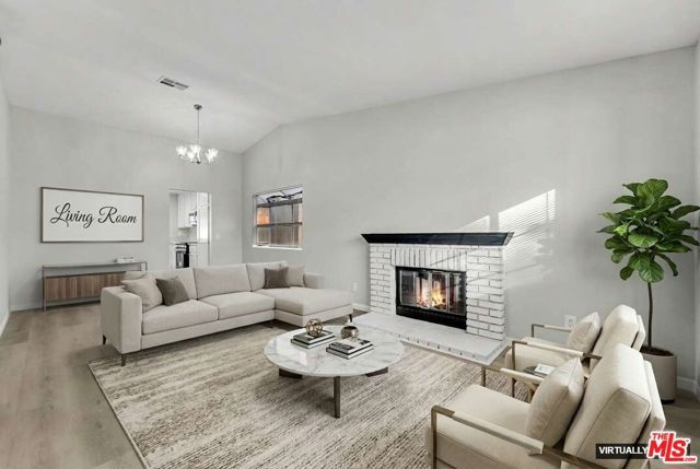 1027 Landsford Street, Lancaster, CA 93535