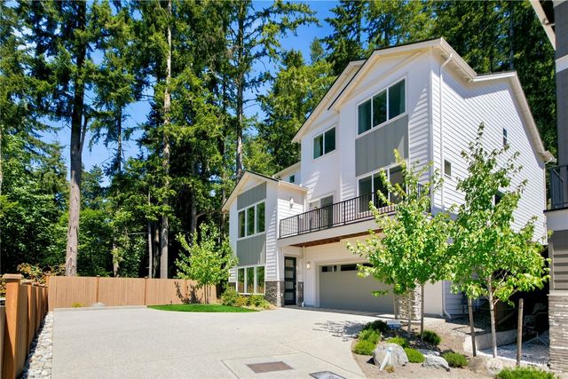 18733 14th Place W, Lynnwood, WA 98037