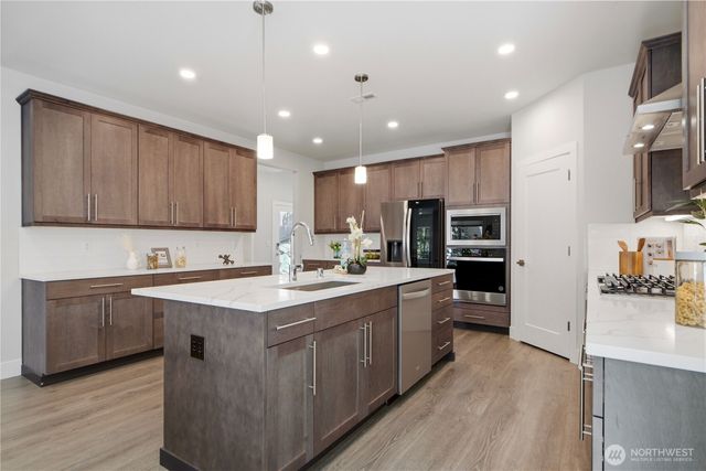 18733 14th Place W, Lynnwood, WA 98037