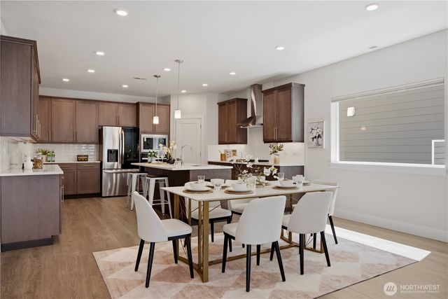 18733 14th Place W, Lynnwood, WA 98037