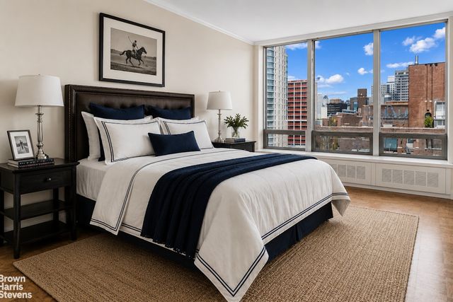 870 United Nations Plz Apt 20B, New York City, NY 10017