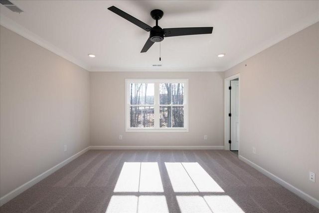 550 Feldspar Way, Lawrenceville, GA 30043