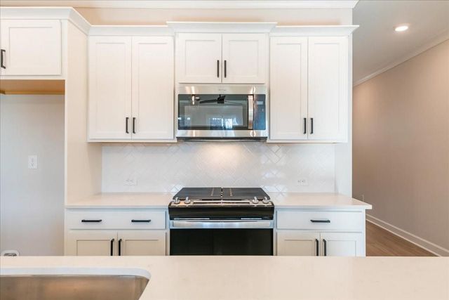 550 Feldspar Way, Lawrenceville, GA 30043