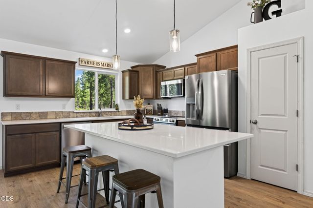 52081 White Fir, La Pine, OR 97739