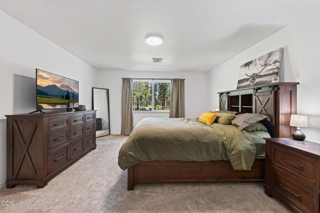 52081 White Fir, La Pine, OR 97739