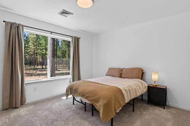 52081 White Fir, La Pine, OR 97739