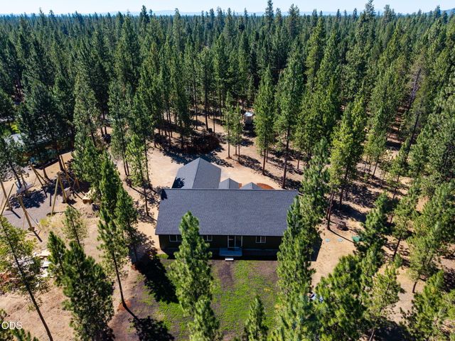 52081 White Fir, La Pine, OR 97739