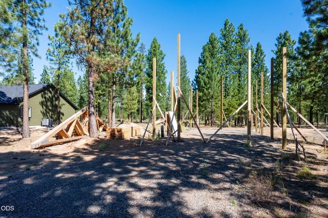 52081 White Fir, La Pine, OR 97739