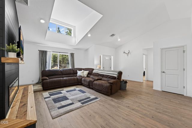 52081 White Fir, La Pine, OR 97739