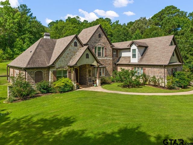 1647 E Mountain Street S, Longview, TX 75604