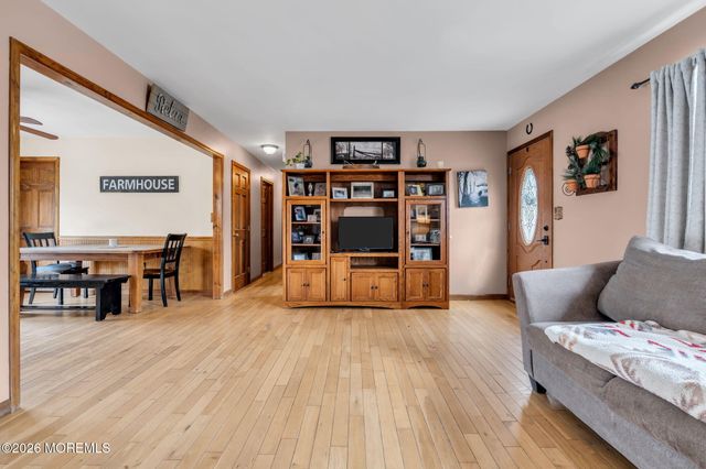 354 Western Boulevard, Bayville, NJ 08721