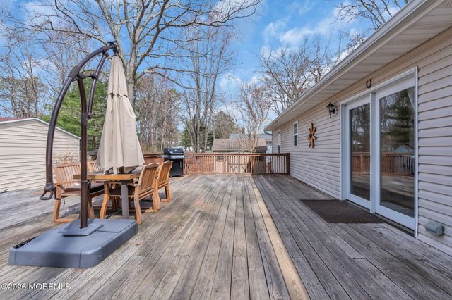 354 Western Boulevard, Bayville, NJ 08721