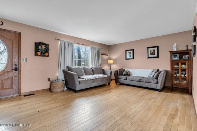 354 Western Boulevard, Bayville, NJ 08721