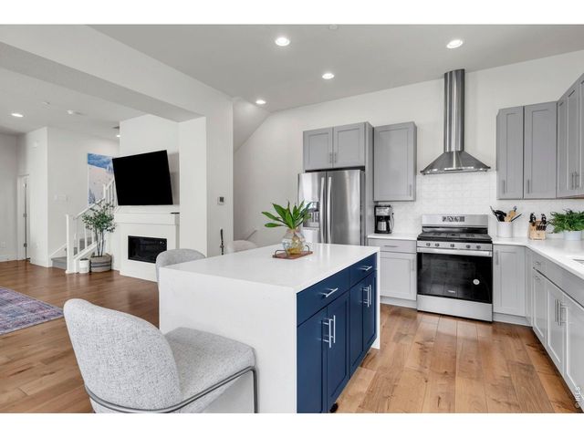 2338 Central Park Way, Louisville, CO 80027