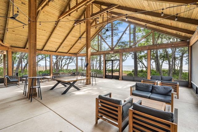 33 Caymus Cove, Freeport, FL 32439