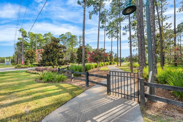 33 Caymus Cove, Freeport, FL 32439