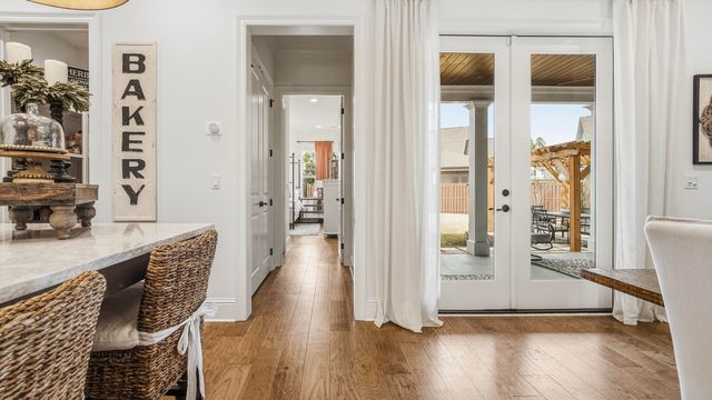 33 Caymus Cove, Freeport, FL 32439