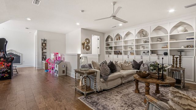 33 Caymus Cove, Freeport, FL 32439