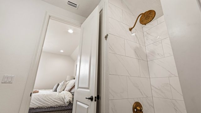 33 Caymus Cove, Freeport, FL 32439