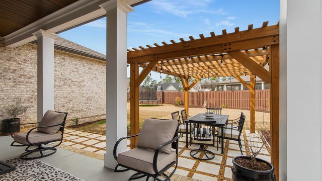 33 Caymus Cove, Freeport, FL 32439