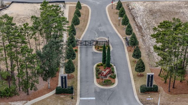 33 Caymus Cove, Freeport, FL 32439