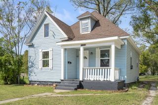 1117 West Division Street, Springfield, MO 65803