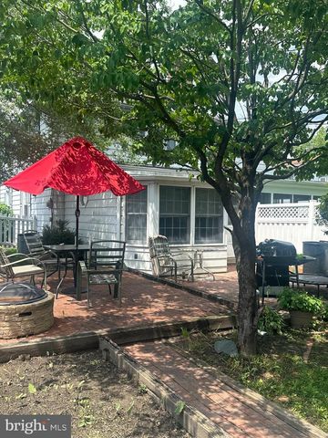 314 E CHERRY ST, Elizabethtown, PA 17022
