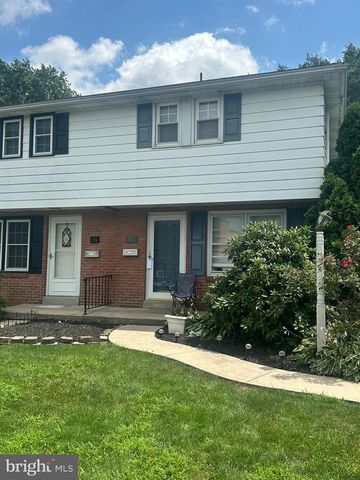 314 E CHERRY ST, Elizabethtown, PA 17022