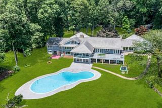 44 Hillcrest Rd, Bridgewater Twp., NJ 08836