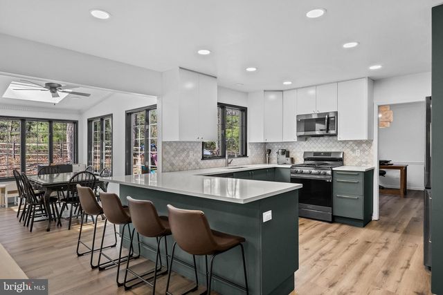 1 HARPER FERRY CT, Medford, NJ 08055