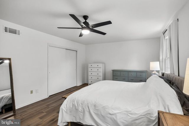 1 HARPER FERRY CT, Medford, NJ 08055