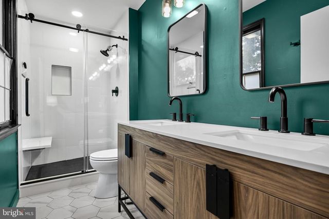 1 HARPER FERRY CT, Medford, NJ 08055